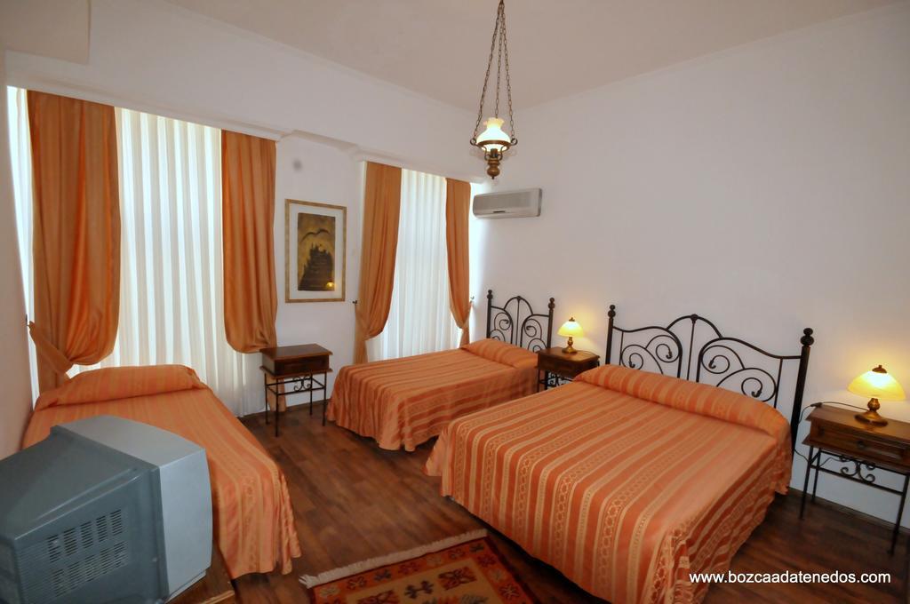 Ege Hotel Bozcaada Quarto foto